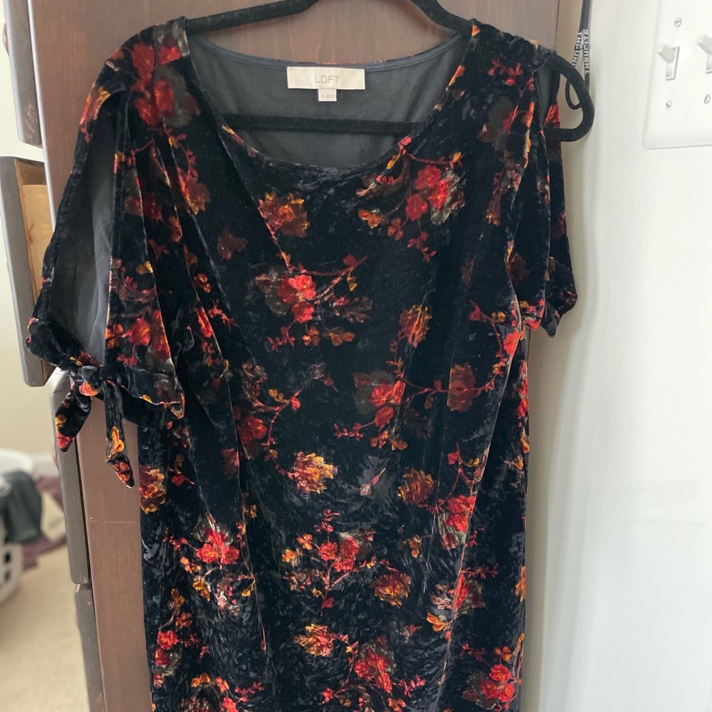 LOFT crushed velvet black dress